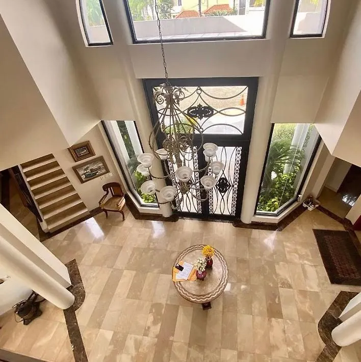 Casa Alquiler En Urbanizacion El Rio Villa Guayaquil 0*,  Ecuador